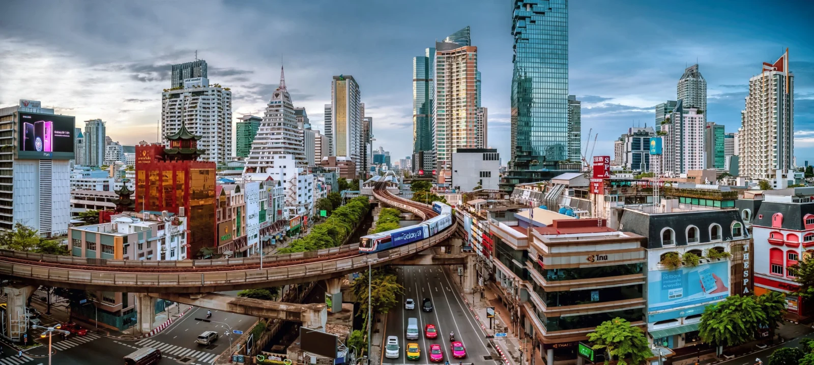 รถไฟฟ้าวิ่งไปไหน