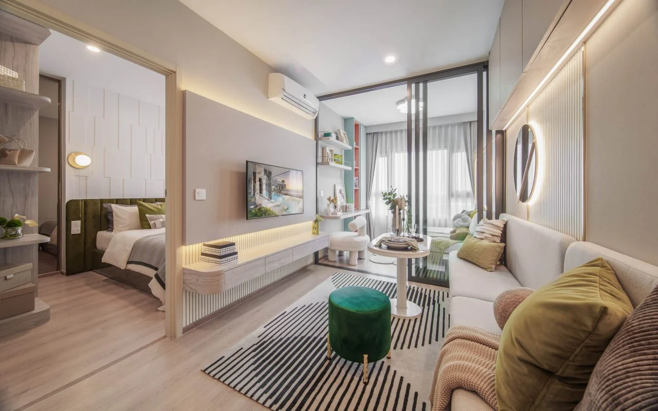 Bed Plus SQ M Living Room