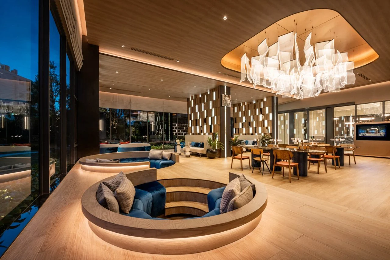 Playfulness Bar