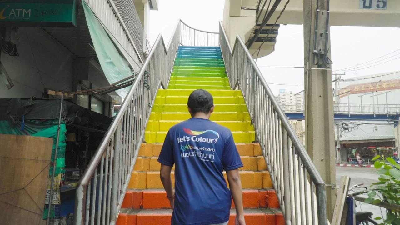 Dulux Let's Colour