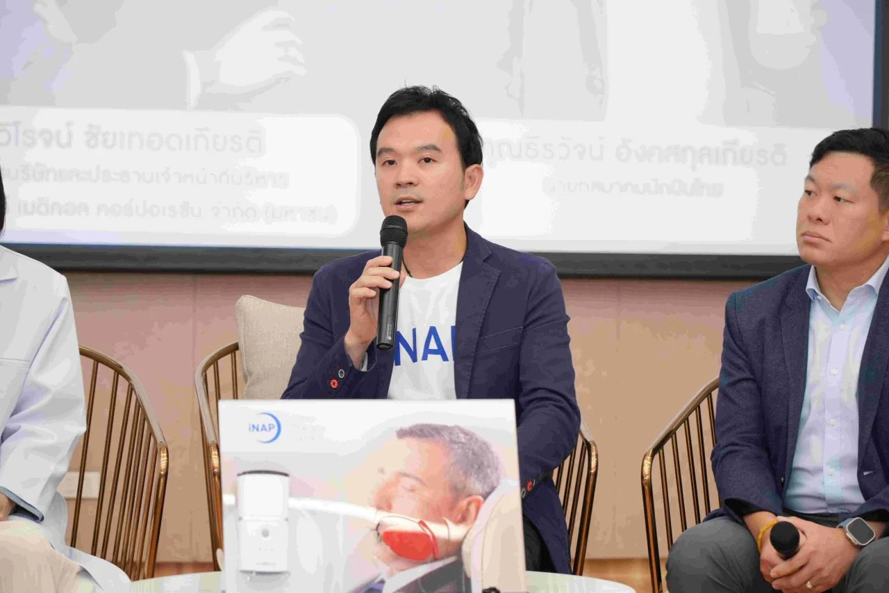 นายวิโรจน์ ชัยเทอดเกียรติ กรรมการบริษัทและประธานเจ้าหน้าที่บริหาร NAM