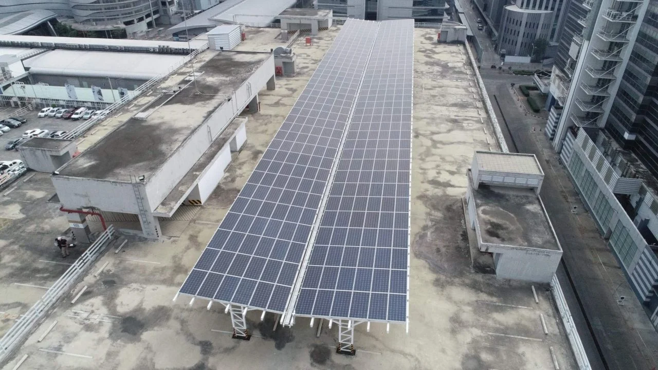 Project Solar Picture Drone Parking P ()