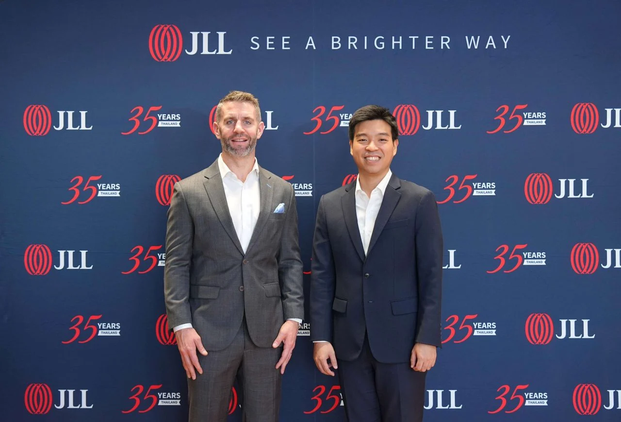 JLL