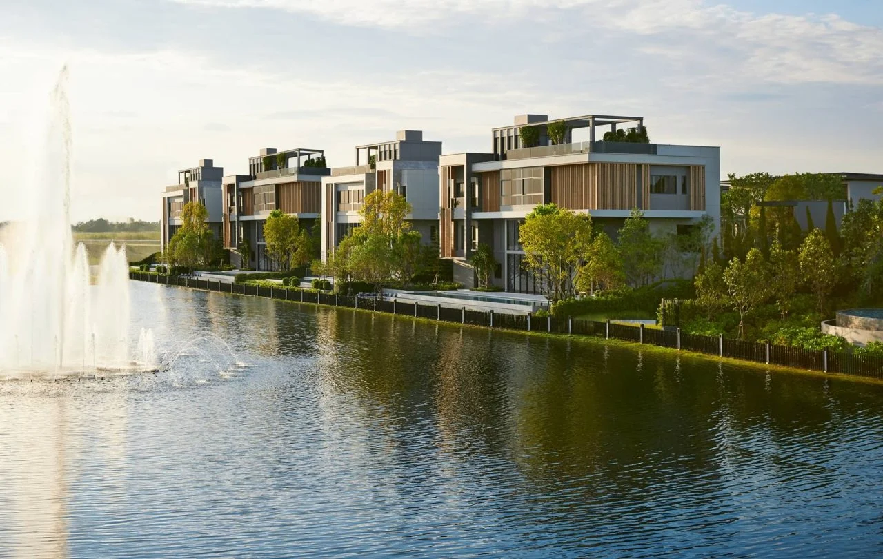 LAKE LEGEND Bangna Suvarnabhumi