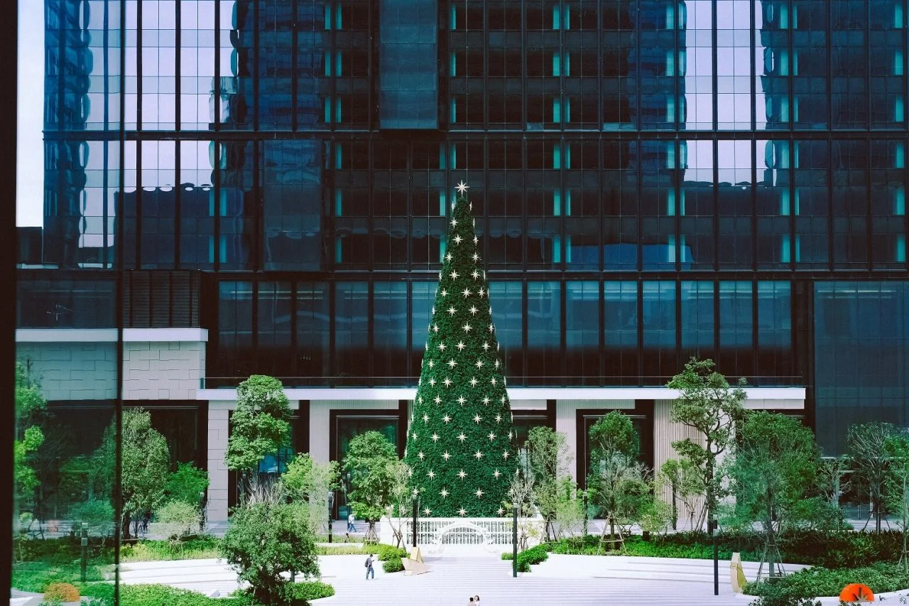 Pine Pagoda คริสมาสต์เจดีย์สน