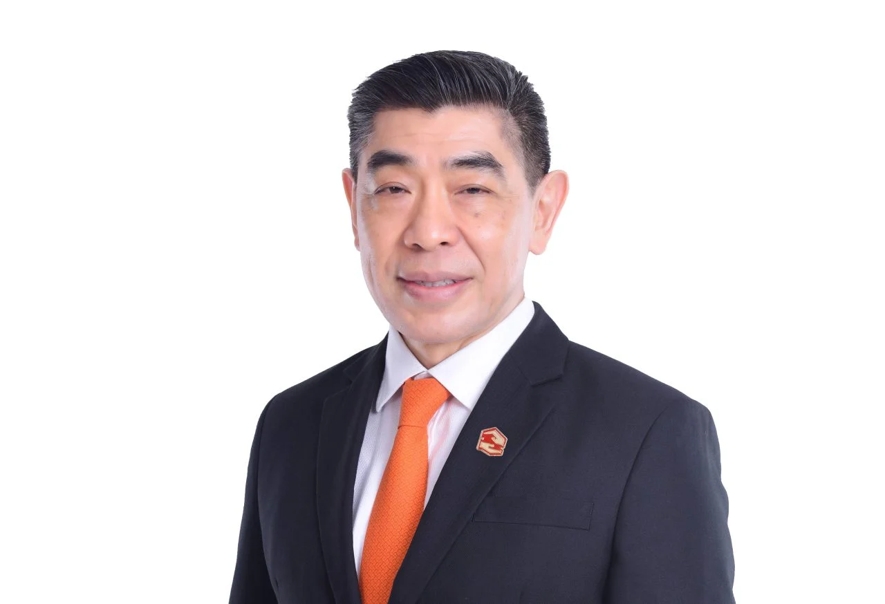 กมลภพ ธอส