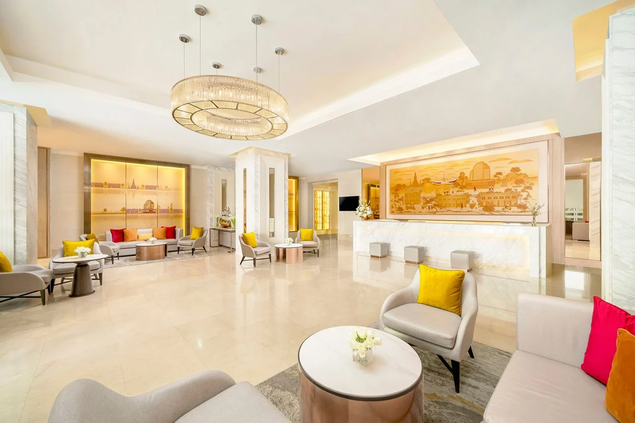 Lobby Centre Point Plus Hotel Silom