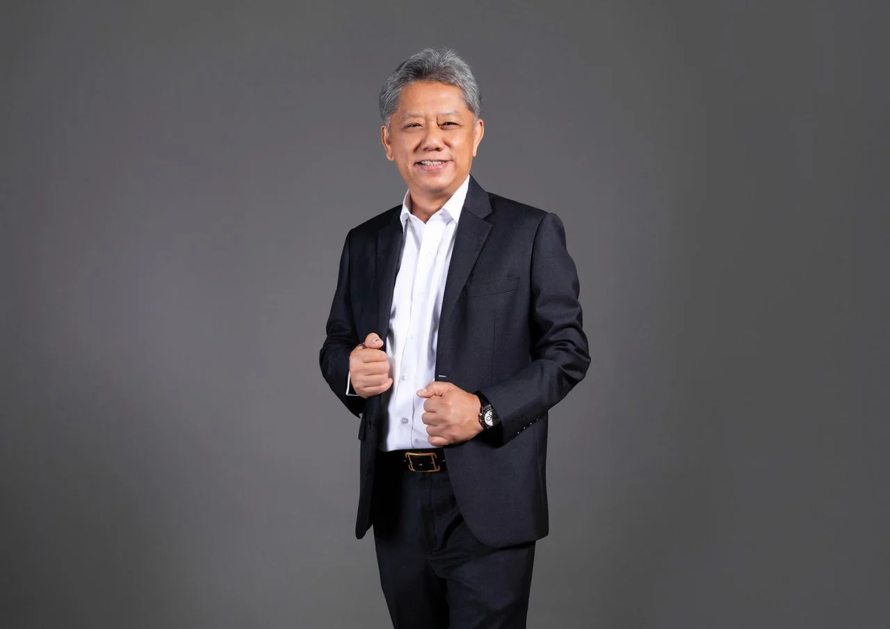 นายวีรพันธ์ อังสุมาลี กรรมการผู้จัดการ บริษัท โฮม โปรดักส์ เซ็นเตอร์ จำกัด (มหาชน)