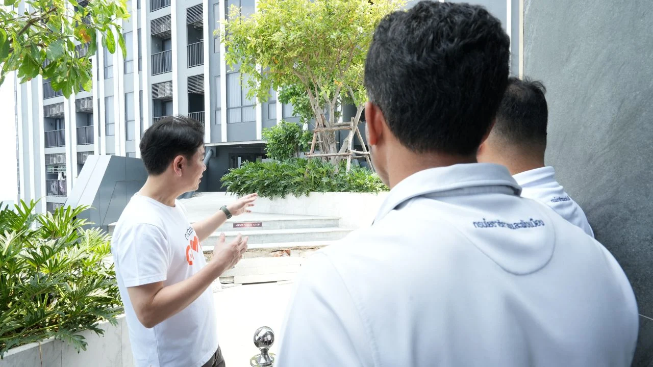 พีระพงศ์ CEO ออริจิ้น ลุยเอง