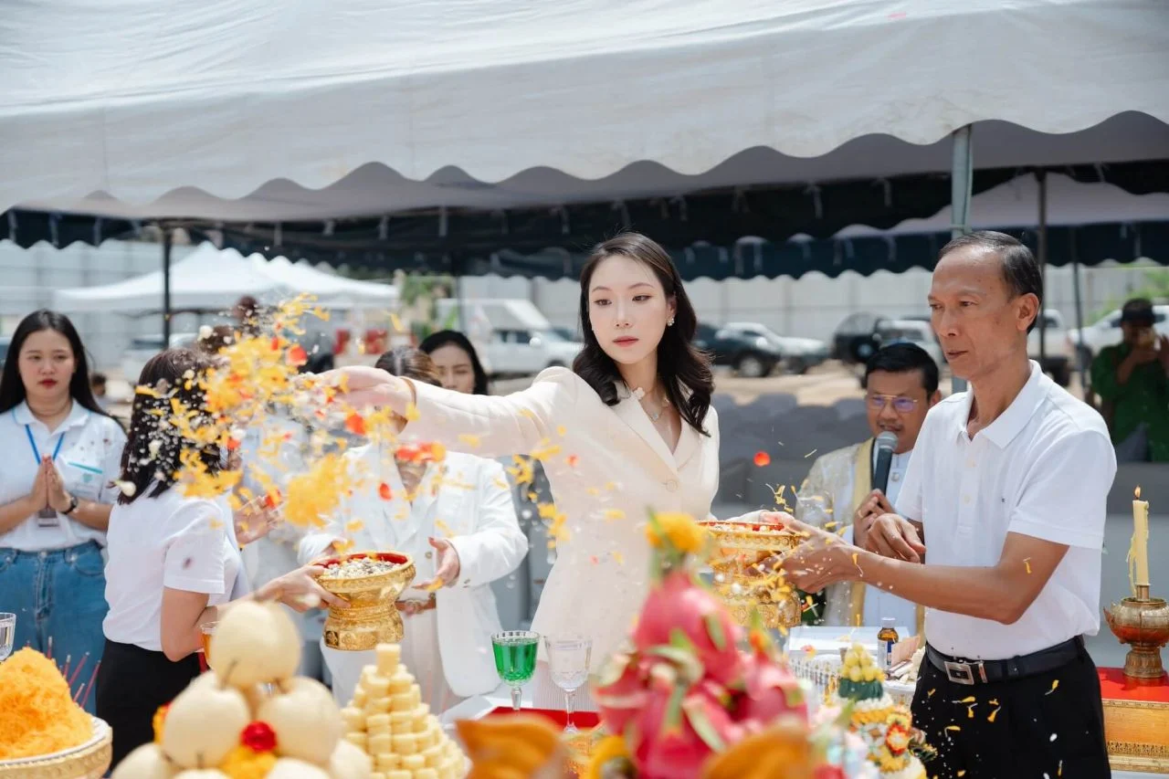 ลูนิค เรียลเอสเตท ลงเสาเข็ม Skypark Lucean Jomtien Pattaya