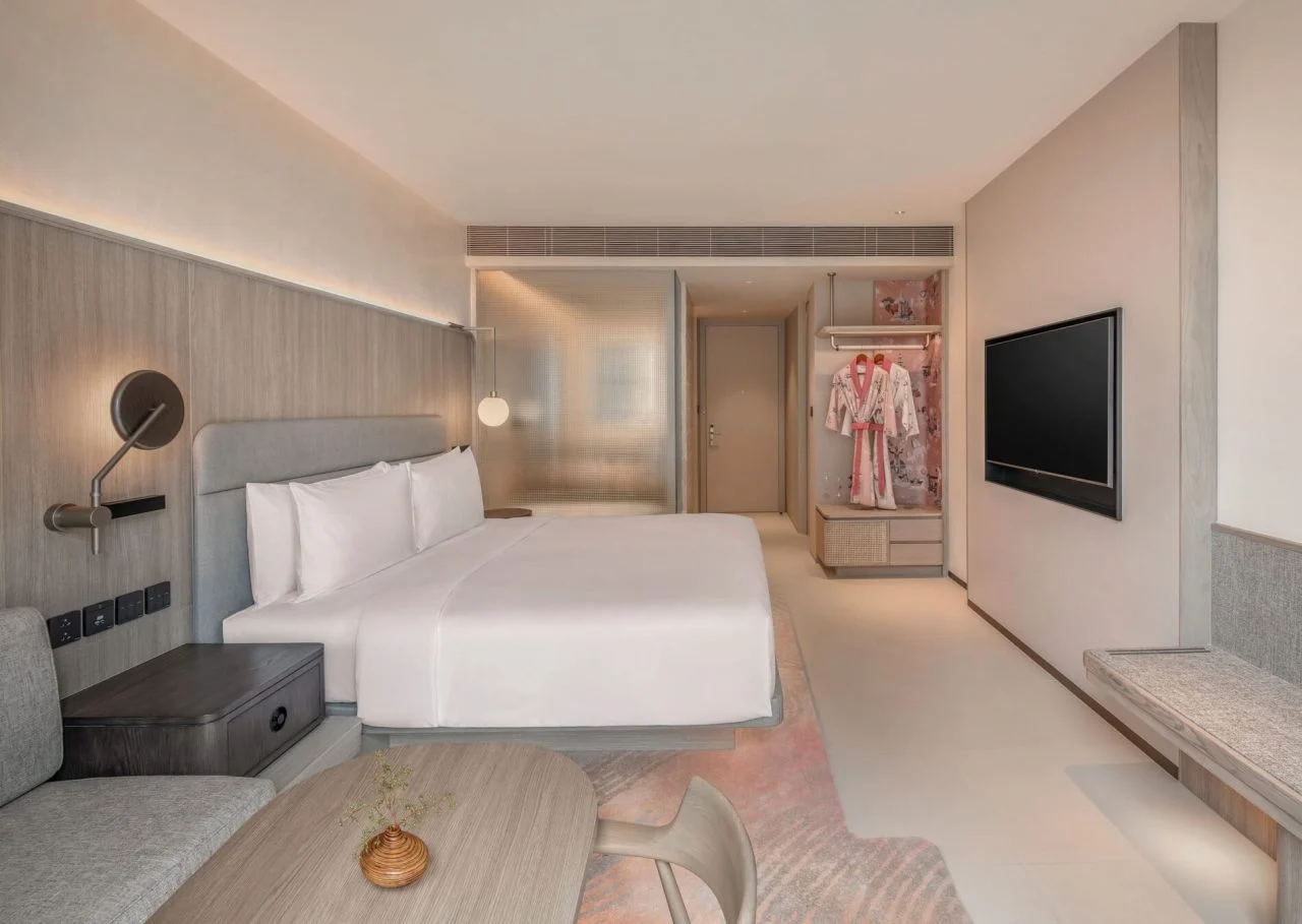 KROMO Bangkok Curio Colleciton by Hiltion