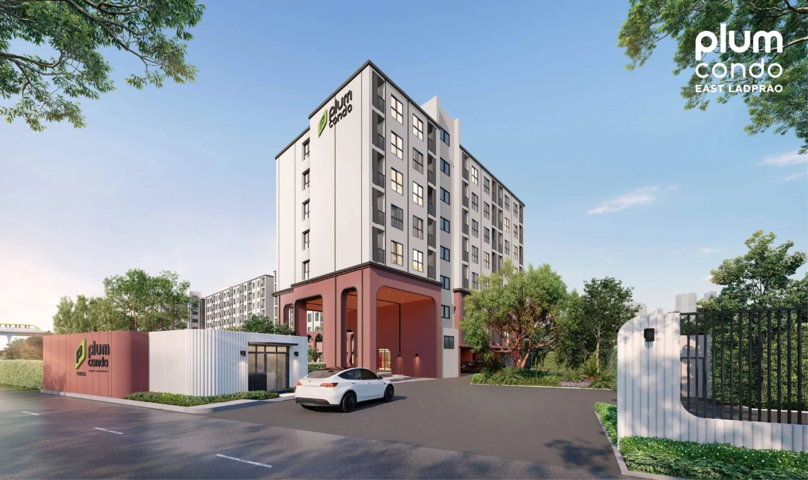 Plum Condo East Ladpro
