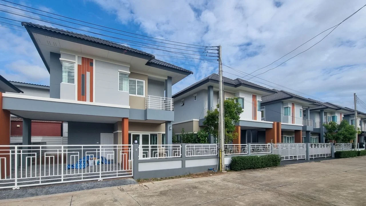 DDproperty How to buy resale house ()