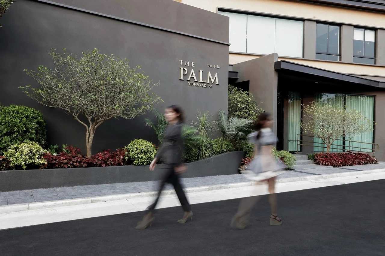 The Palm Vibhavadi ขนาดใหญ่