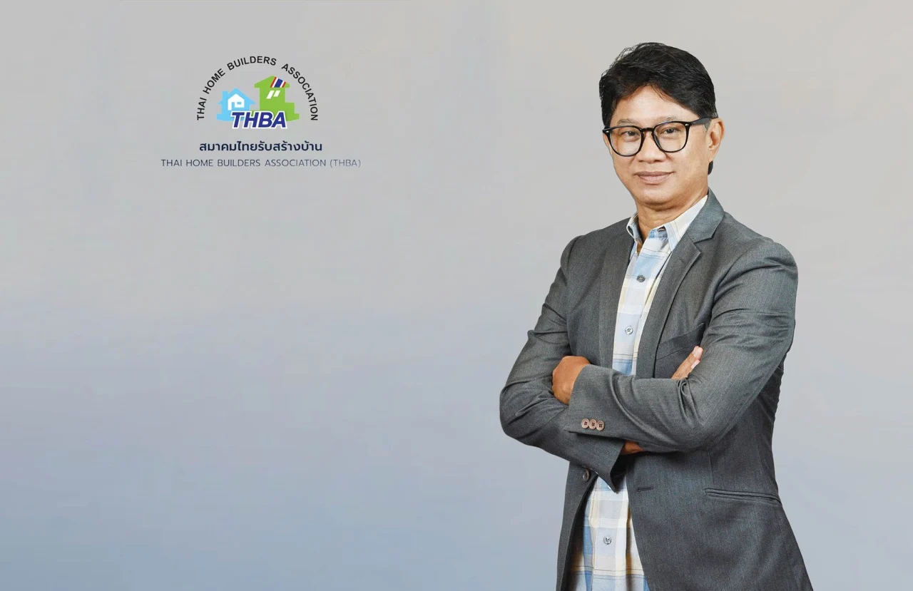 คุณสิทธิพร สุวรรณสุต กรรมการกิตติมศักดิ์ขนาดใหญ่